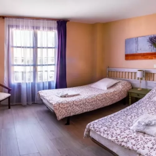 106 habitacion doble twin amigos hotel las solanas escalante cantabria