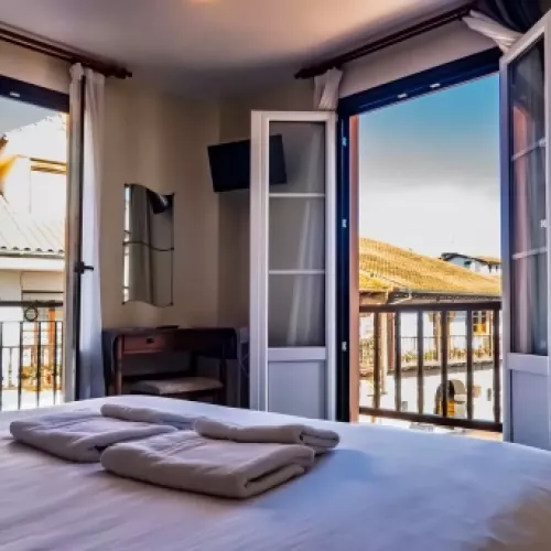 107 habitacion doble balcon privado hotel las solanas escalante cantabria