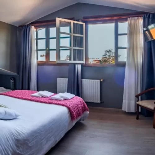 205 habitacion familiar ventanas abuhardilladas hotel rural cantabria