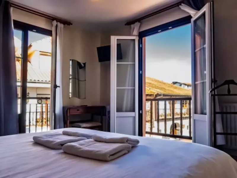 107 habitacion doble balcon privado hotel las solanas escalante cantabria