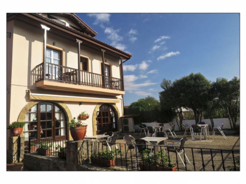 Hotel Las Solanas alojamiento rural en Cantabria Hotel Las Solanas alojamiento rural en Cantabria