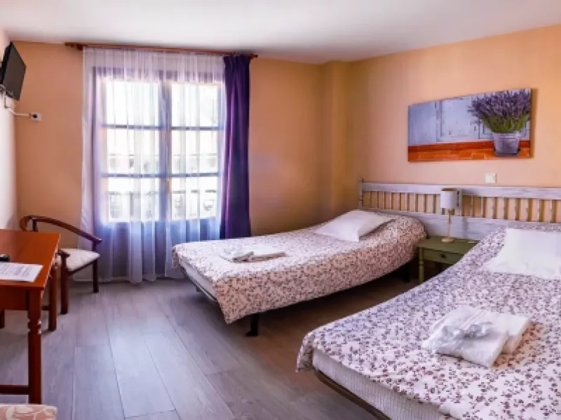 106 habitacion doble twin amigos hotel las solanas escalante cantabria